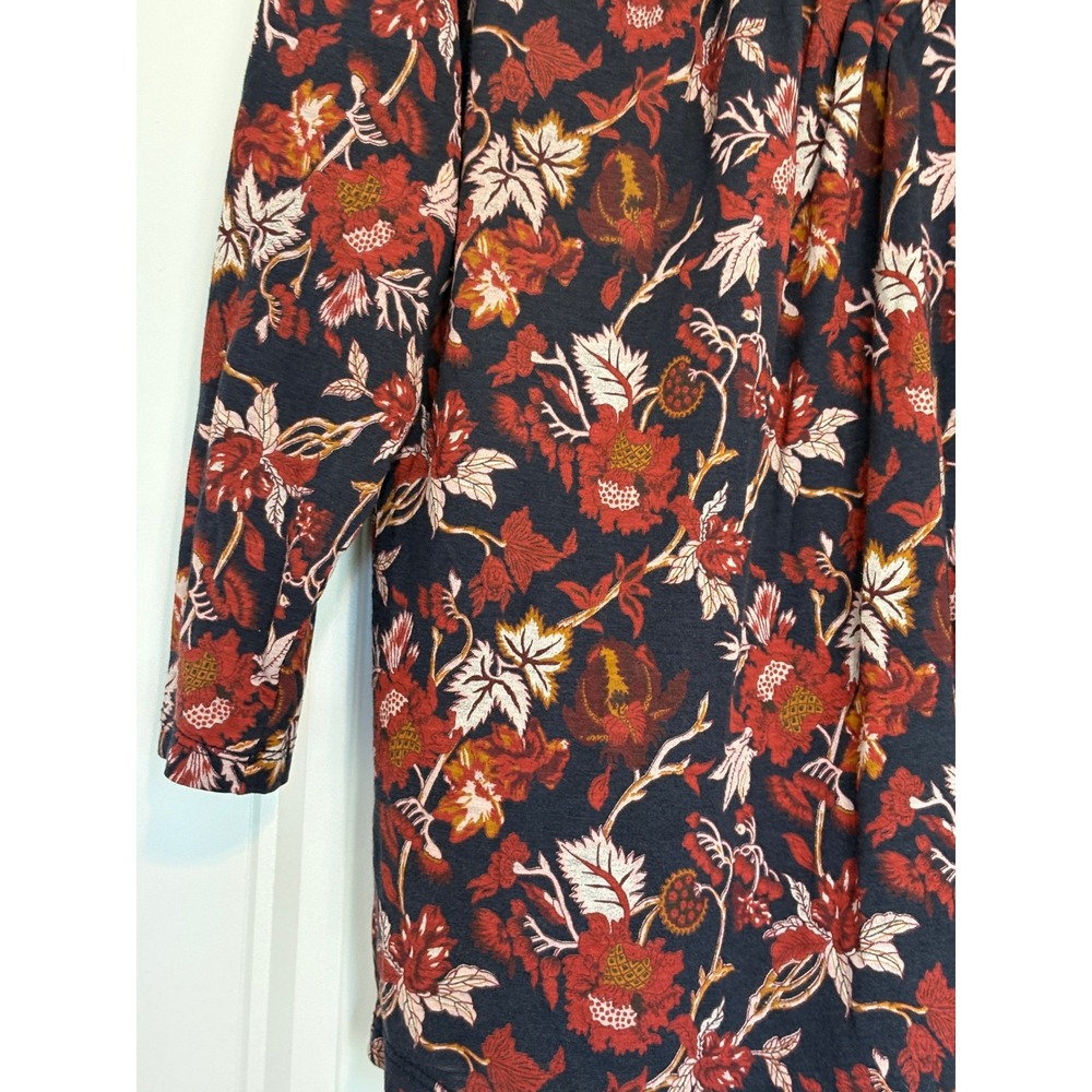 Lucky Brand Women Red Navy Floral Pleated V-Neck 3/4 Sleeve Cotton Modal Top L - Picture 3 of 11
